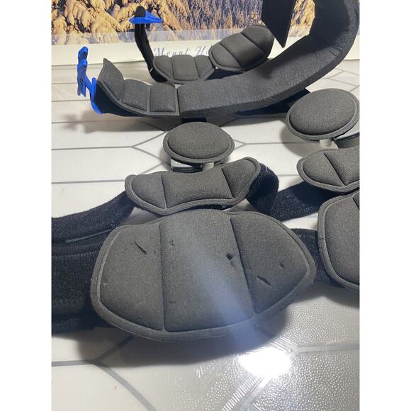 OSSUR Rebound Post Op Knee Universal Cool Knee Brace - Picture 8 of 9